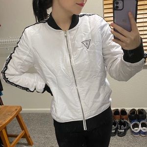 guess bomber jacket